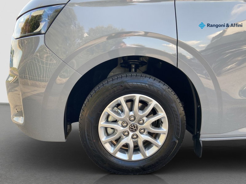 Volkswagen Veicoli Commerciali Caravelle nuova a Mantova (9)