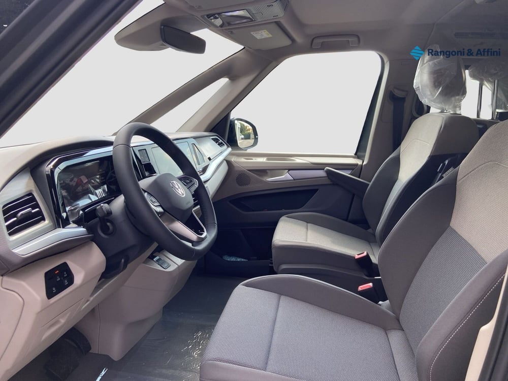 Volkswagen Multivan nuova a Mantova (11)