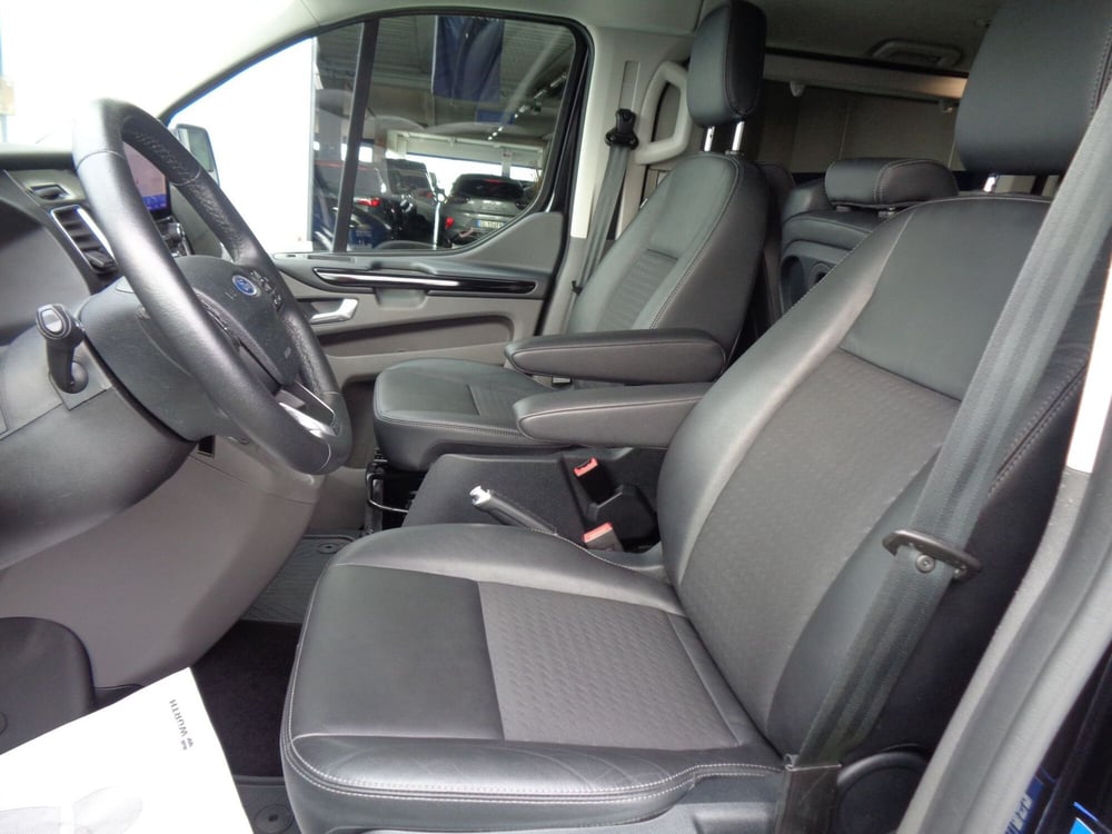 Ford Tourneo Custom usata a Treviso (8)
