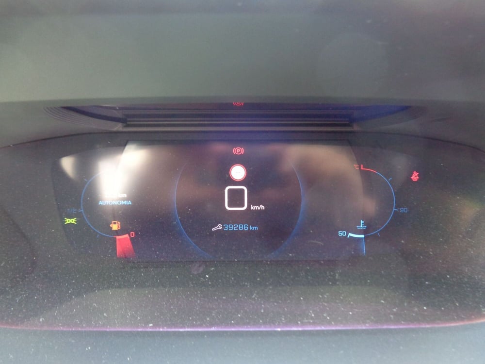 Peugeot 208 usata a Treviso (10)
