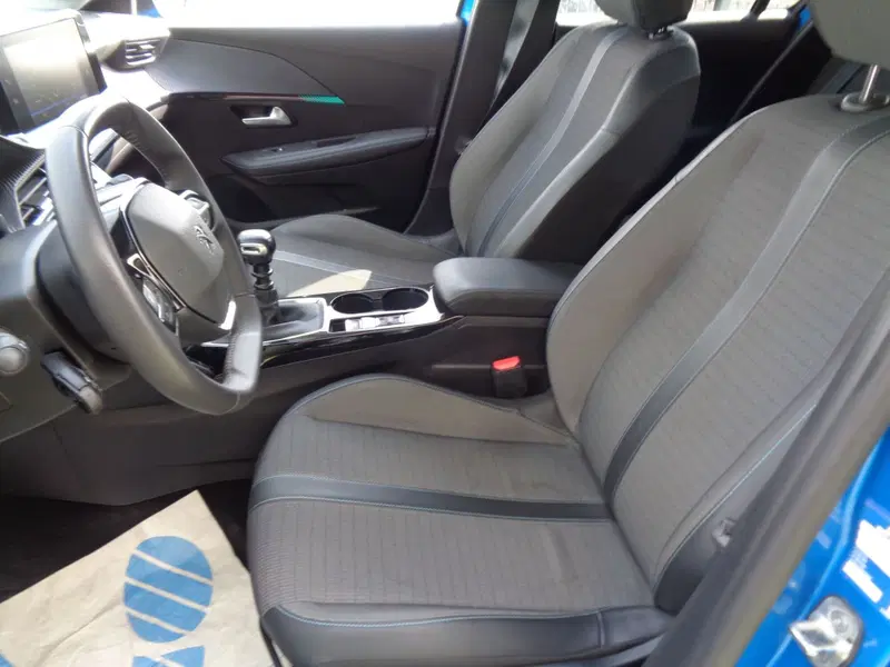 Peugeot 208 usata a Treviso (8)