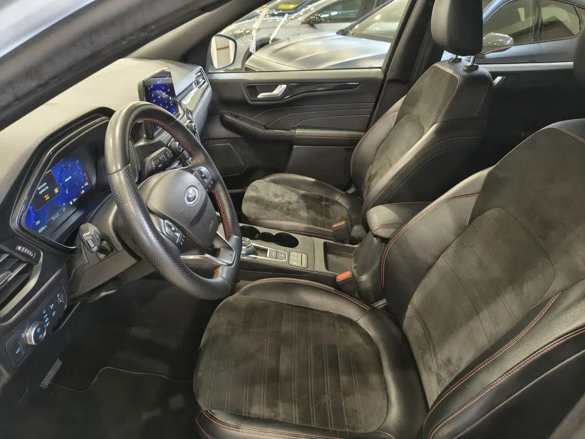 Ford Kuga usata a Vercelli (10)