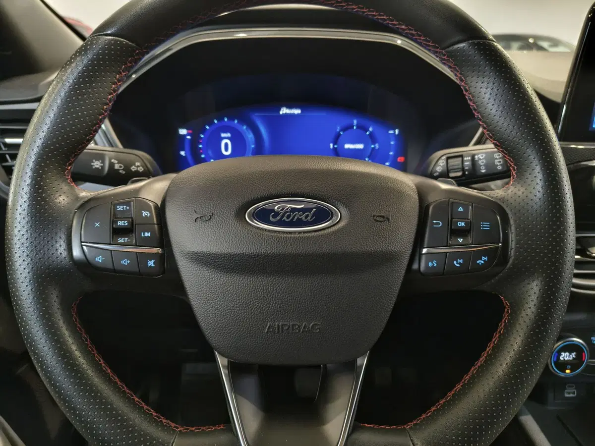 Ford Kuga usata a Vercelli (13)