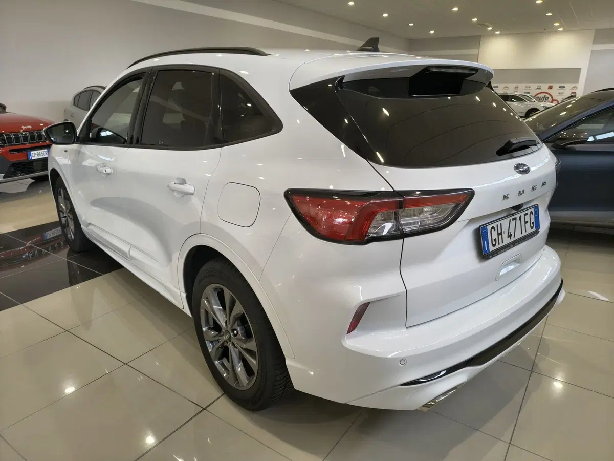Ford Kuga usata a Vercelli (4)