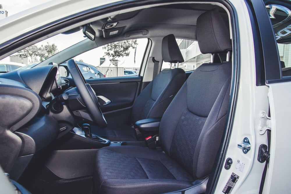 Mazda Mazda2 Hybrid nuova a Vercelli (9)