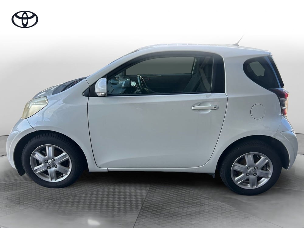 Toyota iQ usata a Bergamo (2)