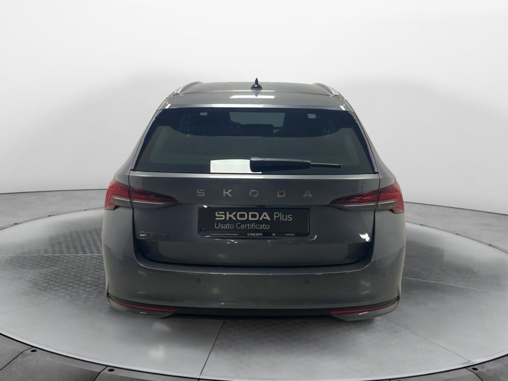 Skoda Octavia Station Wagon nuova a Varese (5)
