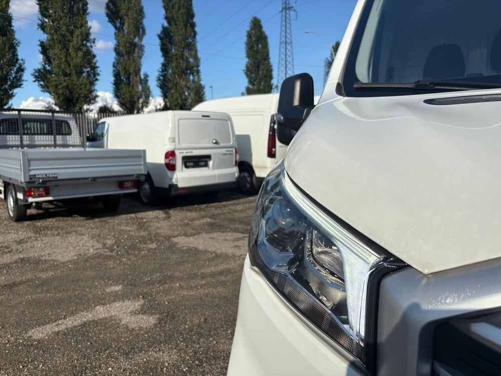 Maxus Deliver9 Furgone nuova a Monza e Brianza (12)