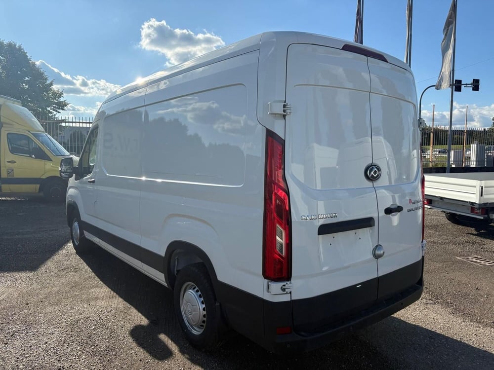 Maxus Deliver9 Furgone nuova a Monza e Brianza (4)