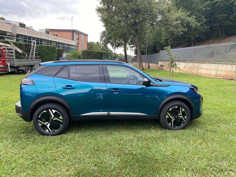 Peugeot 2008 nuova a Avellino (14)