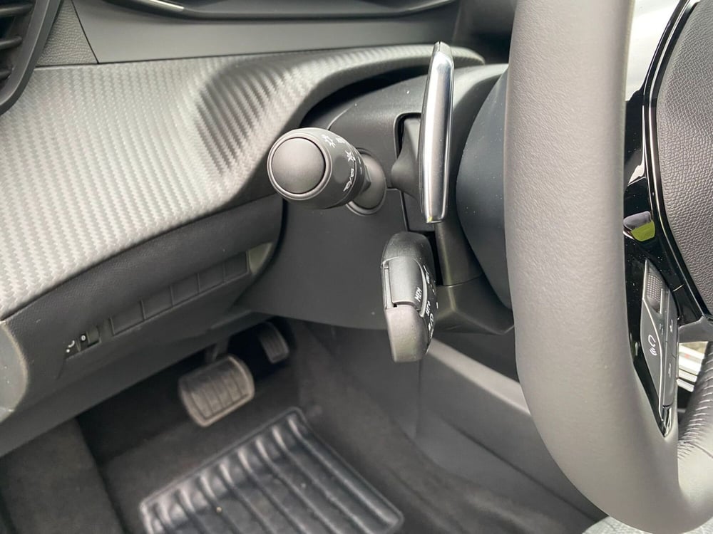 Peugeot 2008 nuova a Avellino (17)