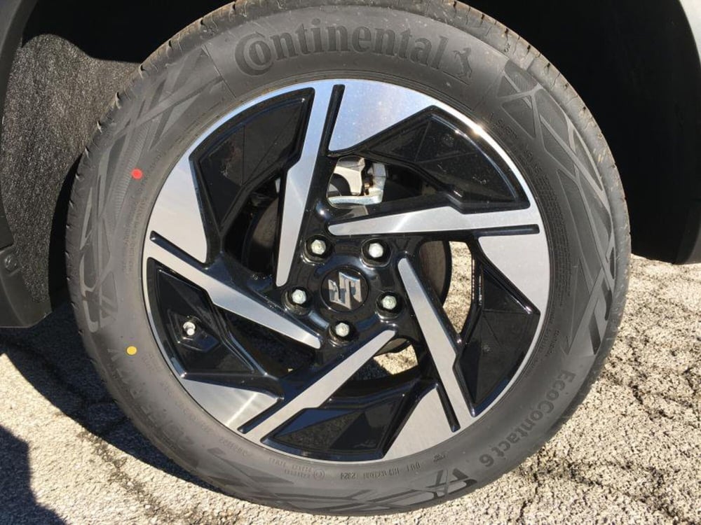 Suzuki Vitara nuova a Cuneo (6)