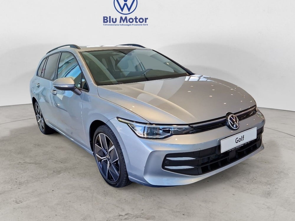 Volkswagen Golf Variant nuova a Frosinone (14)