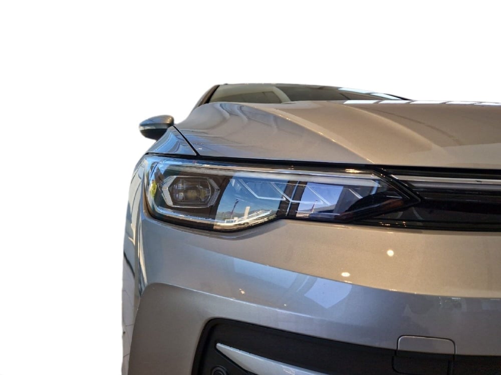 Volkswagen Golf Variant nuova a Frosinone (4)