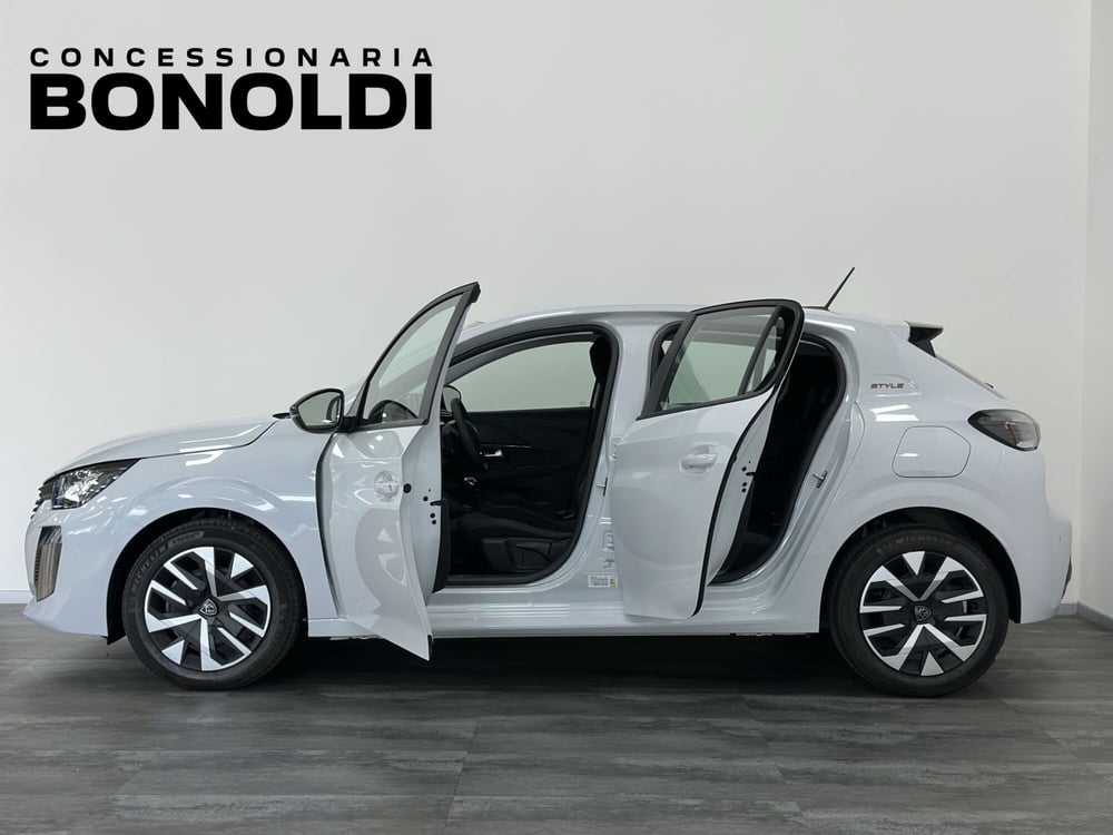 Peugeot 208 nuova a Brescia (4)