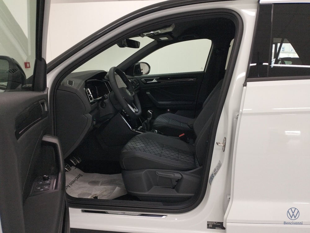 Volkswagen T-Roc nuova a Catanzaro (15)