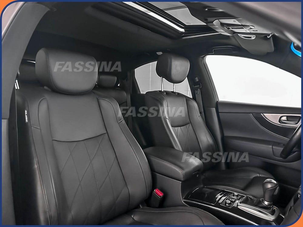 Infiniti QX70 usata a Milano (14)