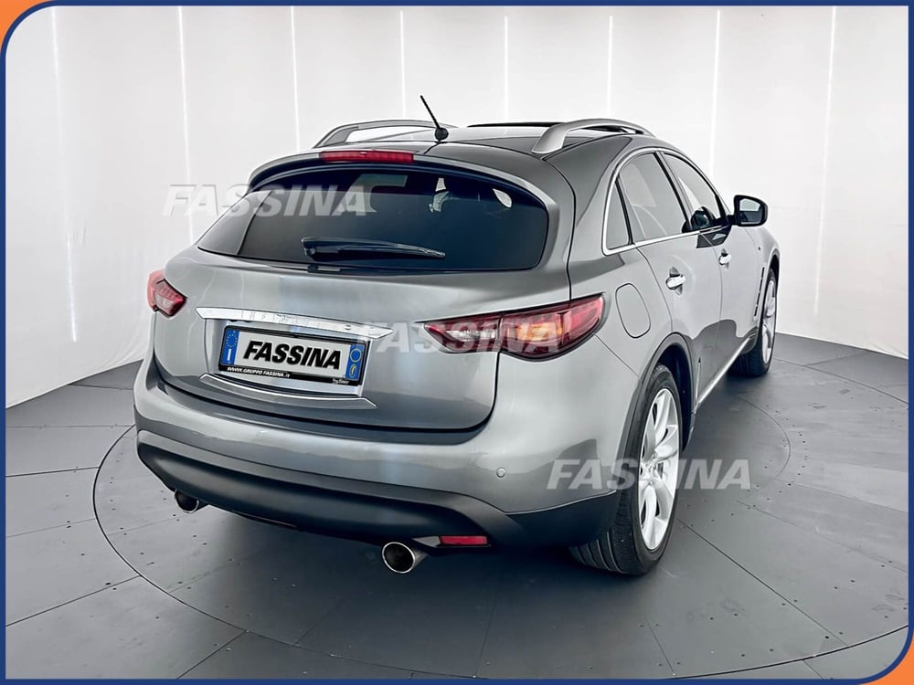 Infiniti QX70 usata a Milano (6)