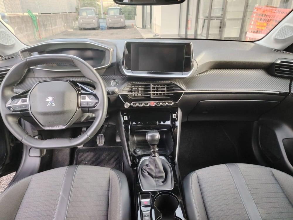 Peugeot 208 usata a Massa-Carrara (6)