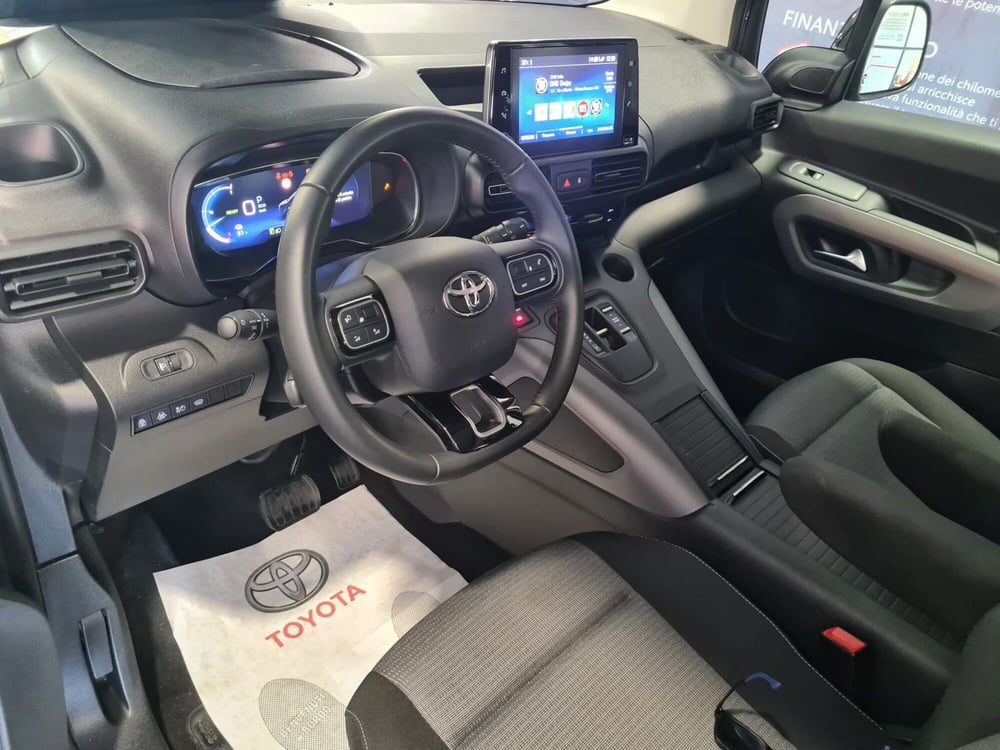 Toyota Proace City Verso Electric usata a Cagliari (11)