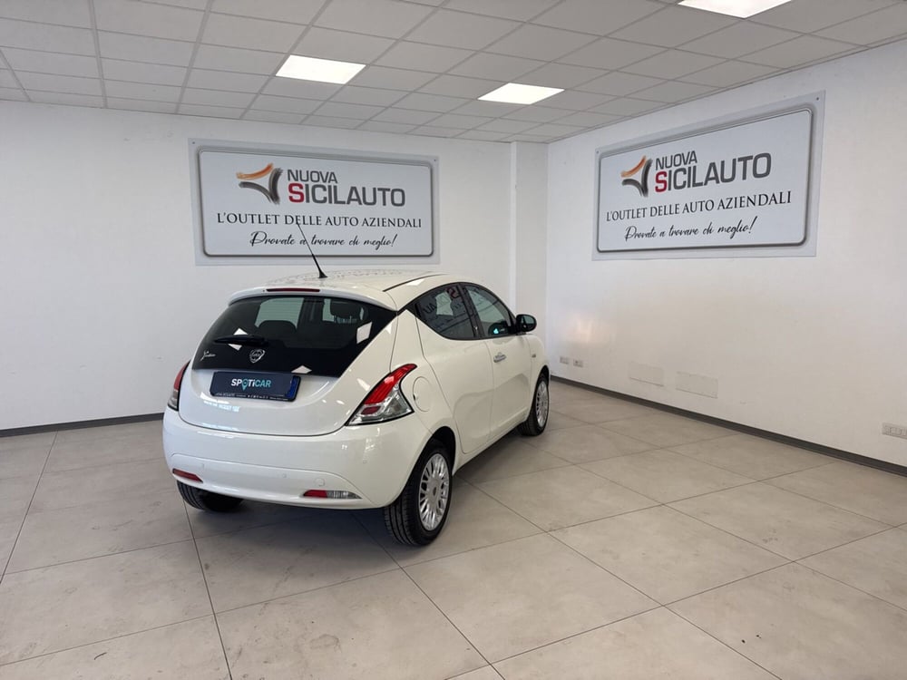 Lancia Ypsilon usata a Palermo (12)