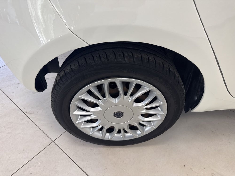 Lancia Ypsilon usata a Palermo (15)