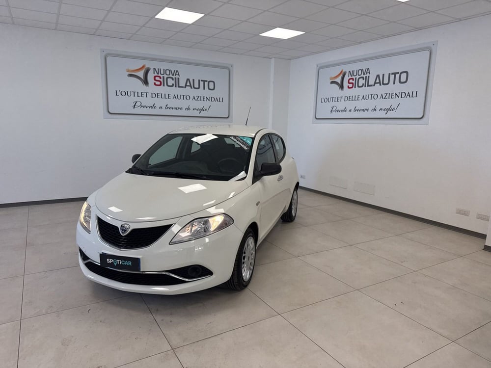 Lancia Ypsilon usata a Palermo (2)
