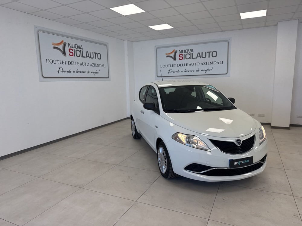 Lancia Ypsilon usata a Palermo (3)