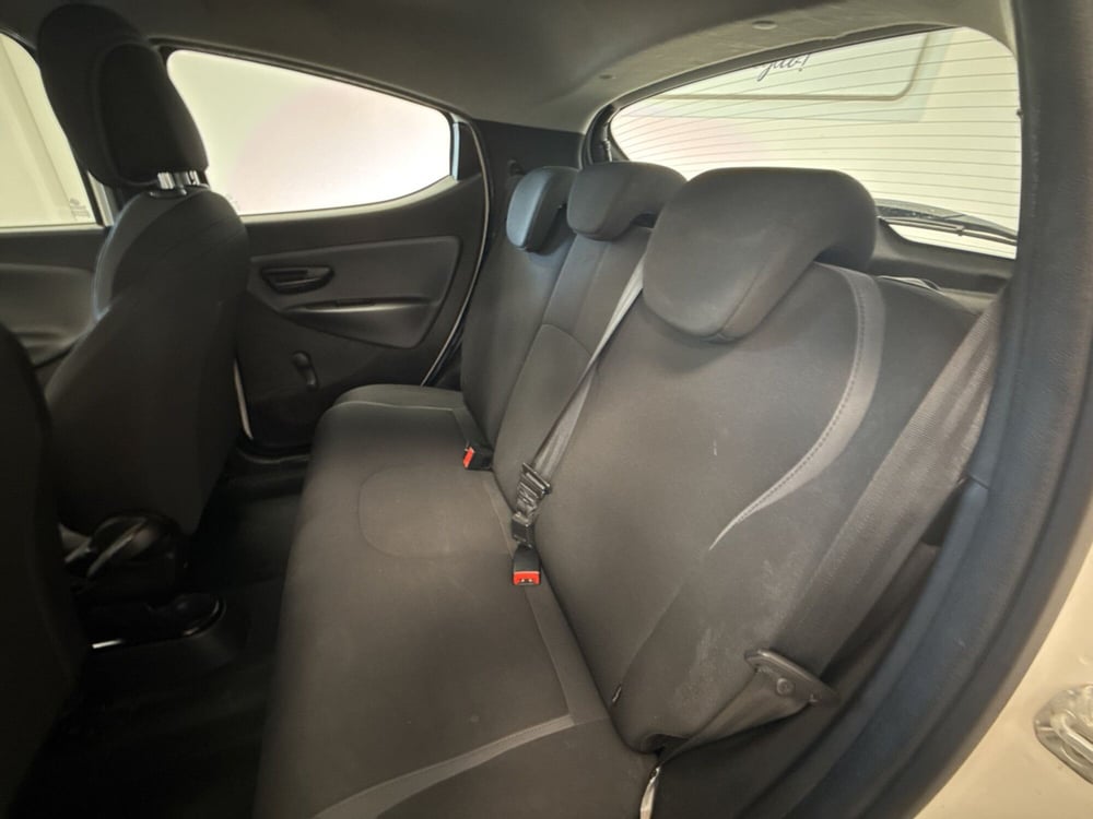 Lancia Ypsilon usata a Palermo (6)