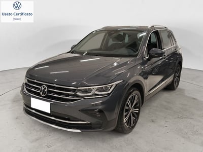 Volkswagen Tiguan 2.0 TDI 150 CV SCR DSG 4MOTION Elegance del 2021 usata a Genova
