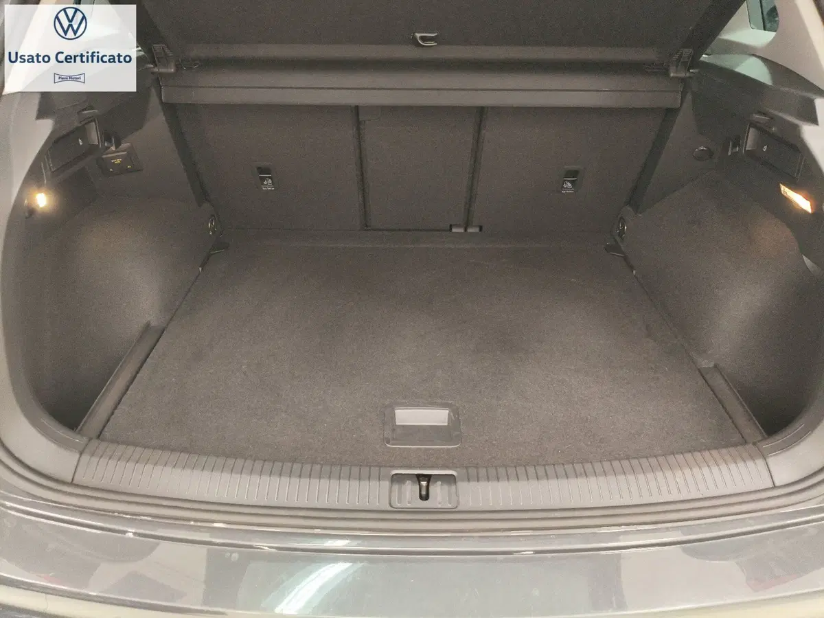 Volkswagen Tiguan usata a Genova (9)