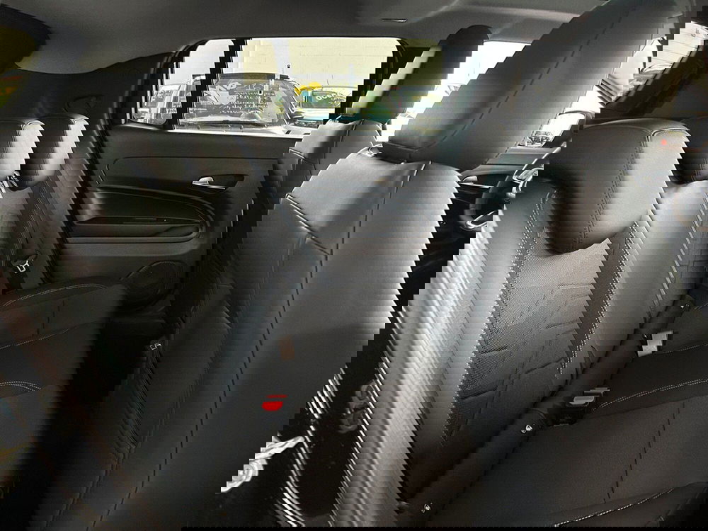 Jeep Avenger nuova a Torino (15)