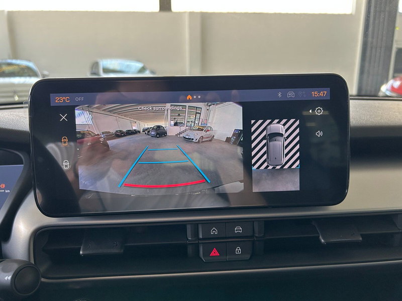 Jeep Avenger nuova a Torino (18)