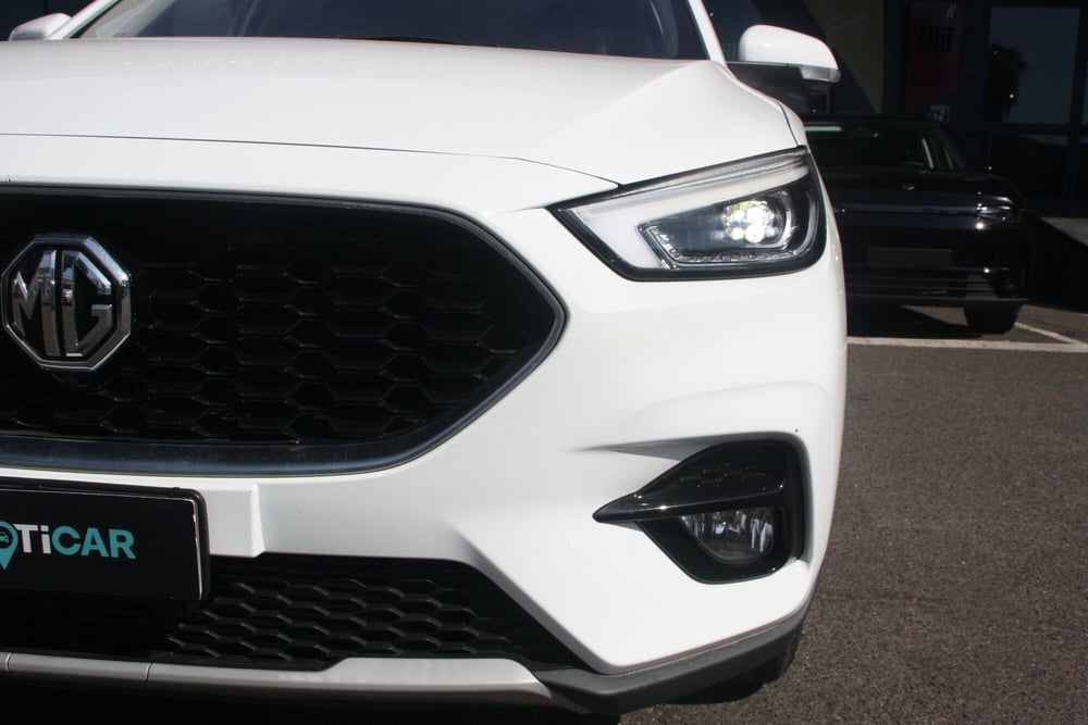 Mg ZS (2021-->) usata a Catania (7)