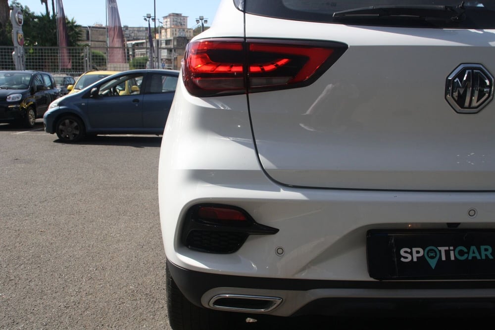 Mg ZS (2021-->) usata a Catania (8)