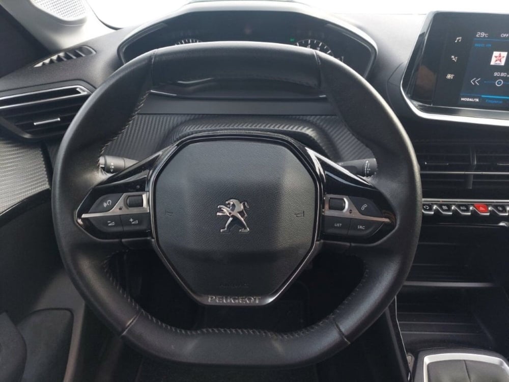 Peugeot 208 usata a Bari (3)
