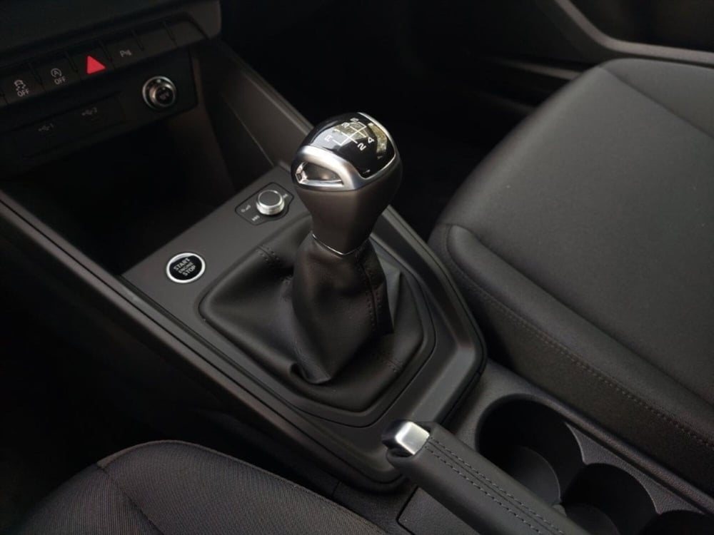 Audi A1 allstreet nuova a Bari (11)