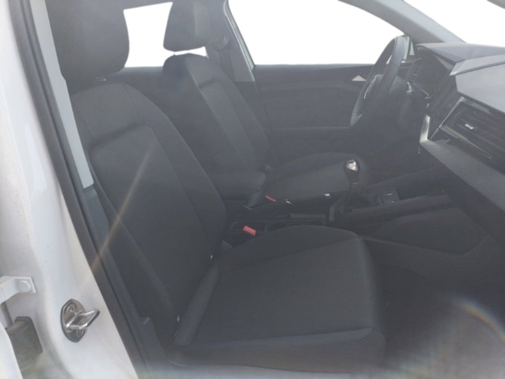 Audi A1 allstreet nuova a Bari (13)