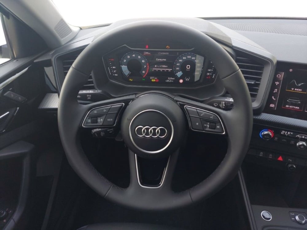 Audi A1 allstreet nuova a Bari (3)