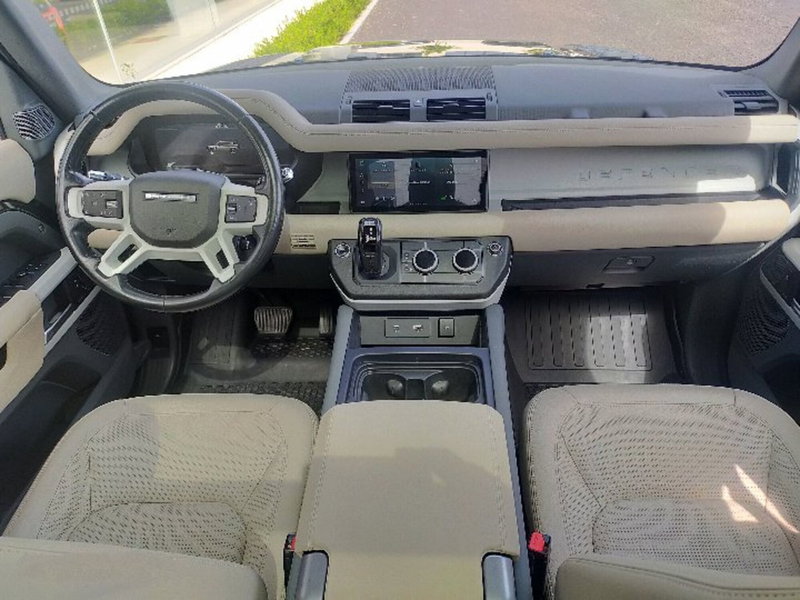 Land Rover Defender usata a Pesaro-Urbino (4)