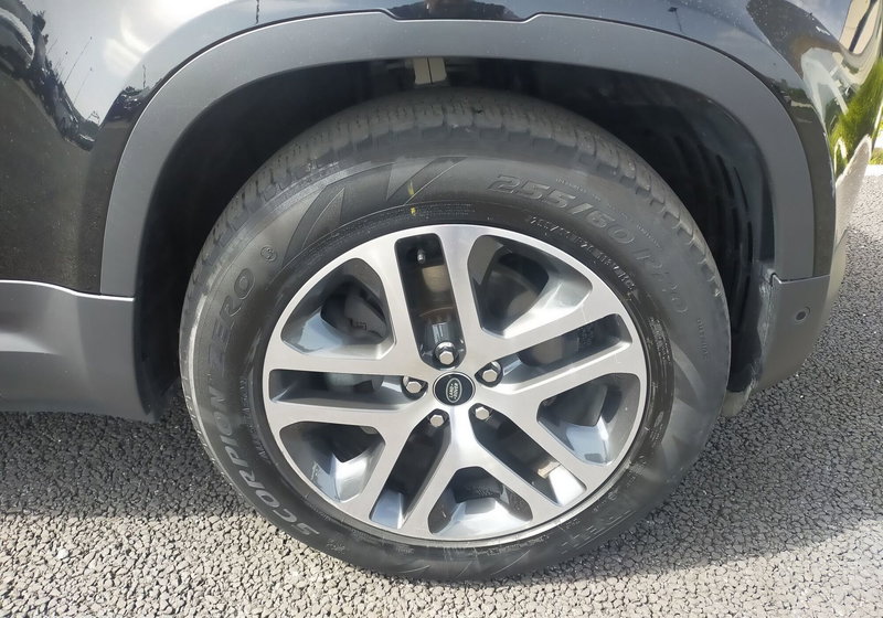 Land Rover Defender usata a Pesaro-Urbino (9)