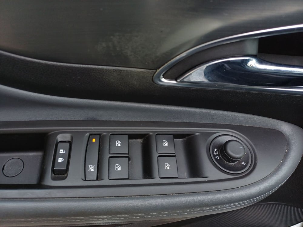 Opel Mokka usata a Modena (10)