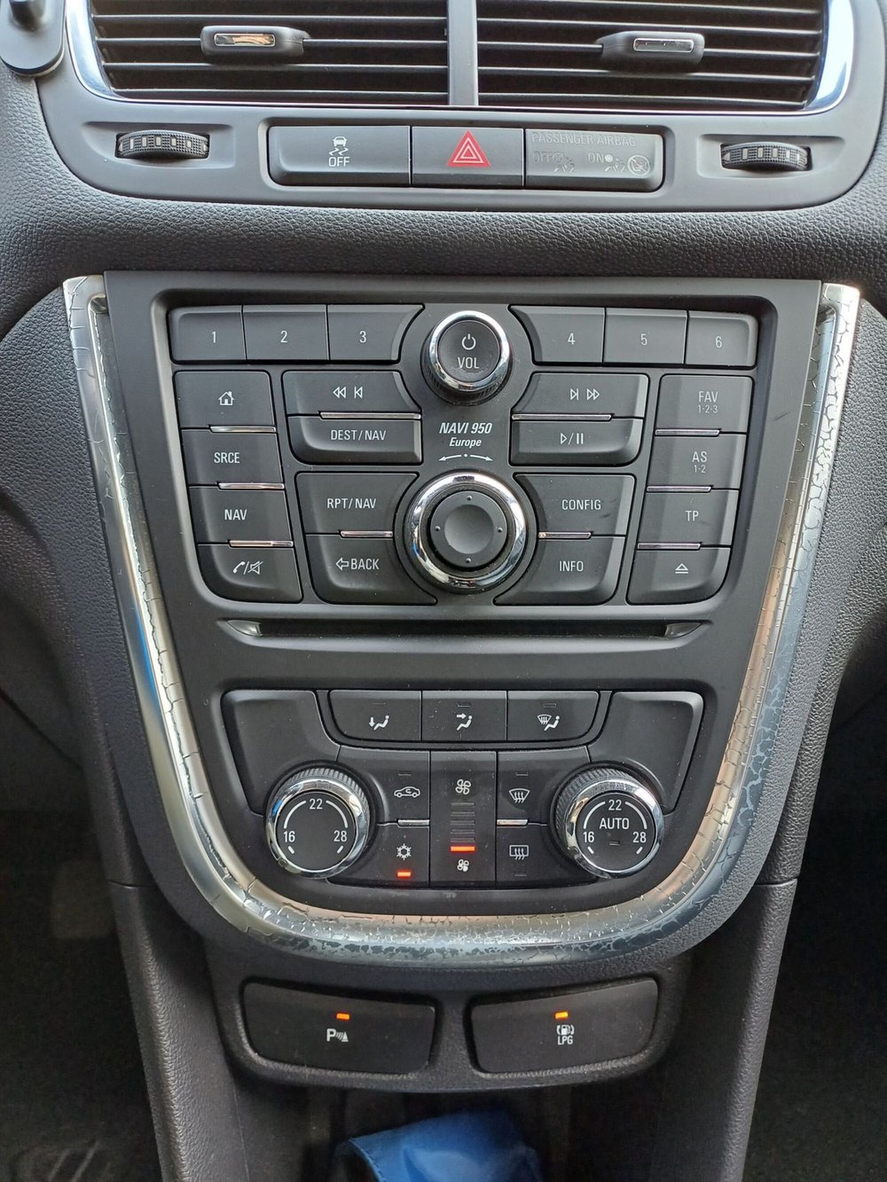 Opel Mokka usata a Modena (13)