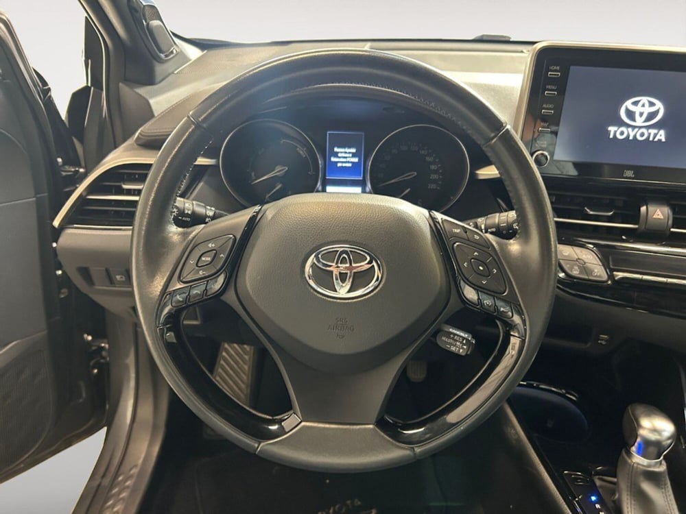Toyota Toyota C-HR usata a Verona (14)