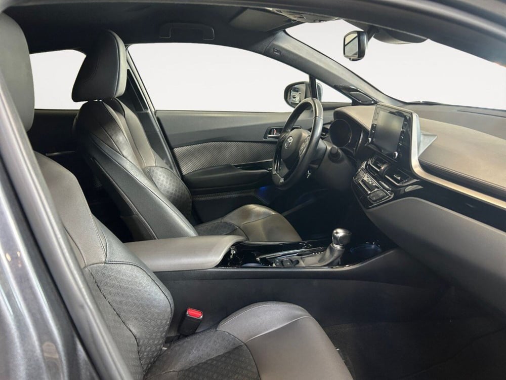Toyota Toyota C-HR usata a Verona (8)