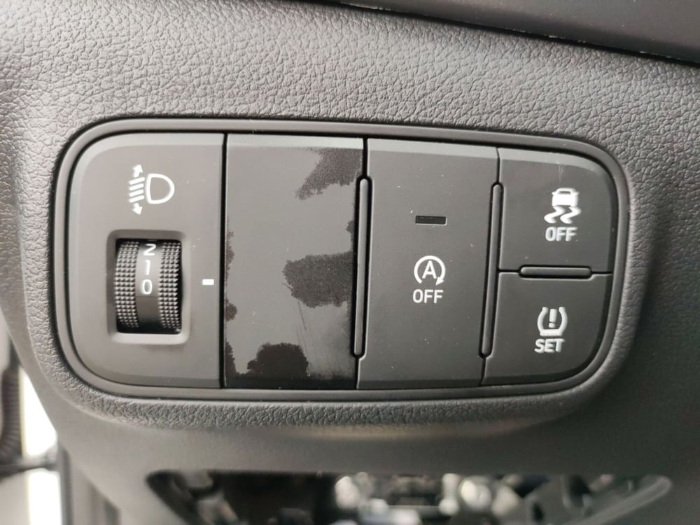 Hyundai Bayon nuova a Latina (16)
