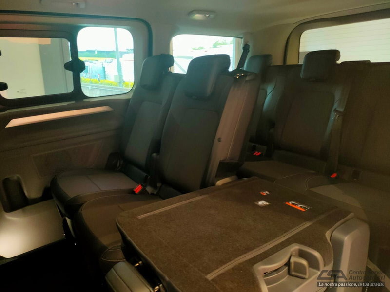 Volkswagen Veicoli Commerciali Caravelle nuova a Bologna (10)