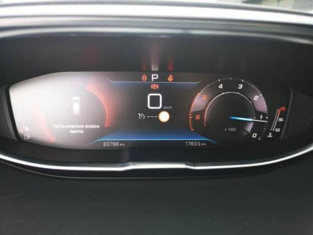 Peugeot 3008 usata a Salerno (4)
