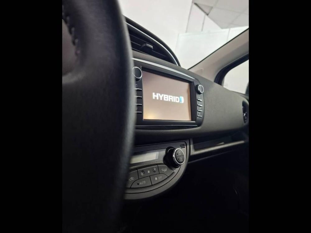 Toyota Yaris usata a Torino (10)