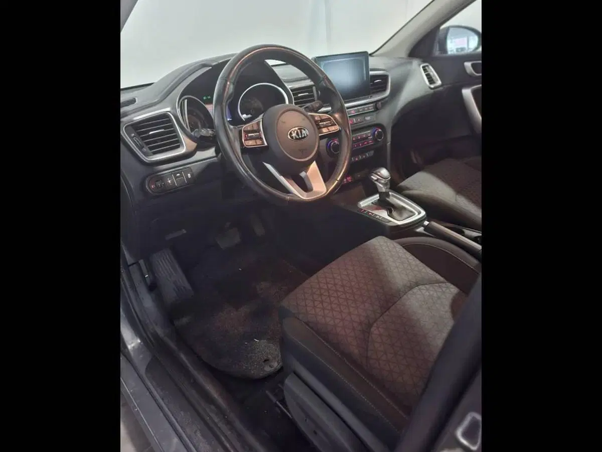 Kia Ceed usata a Torino (8)